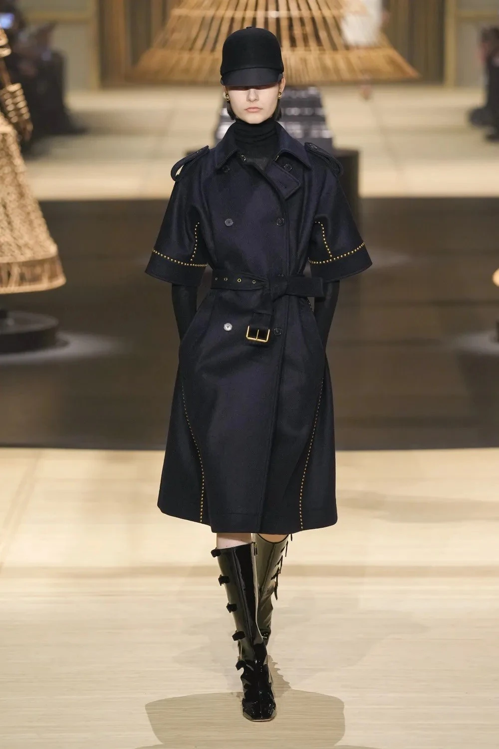 مجموعة Dior لخريف وشتاء 2024-2025 تغوص في أرشيف الدار من فترة الستينيات