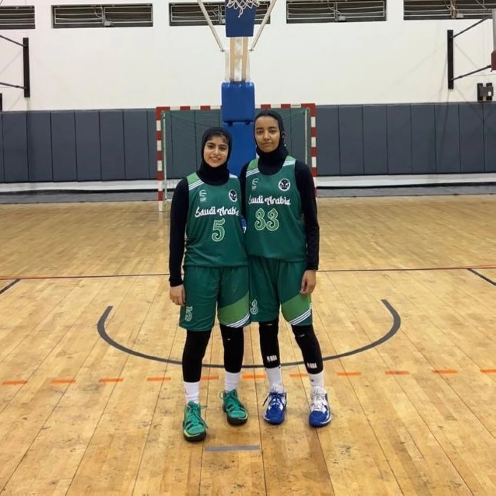 لاعبات  المنتخب السعودي لكرة السلة للسيدات