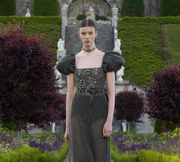 مجموعة Dior التحضيّرية لربيع 2025 تنبض بتراث اسكتلندا
