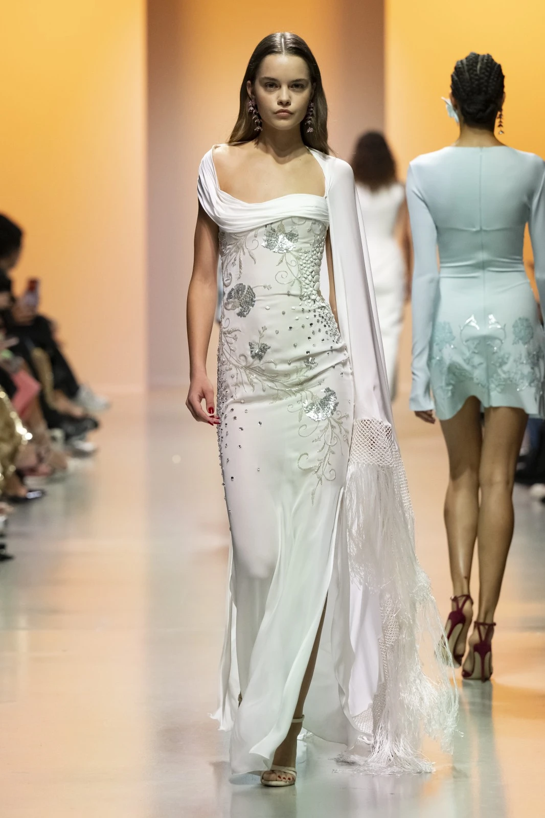 مجموعة Georges Hobeika لربيع وصيف 2025: إنعكاسٌ لجوهر الحياة