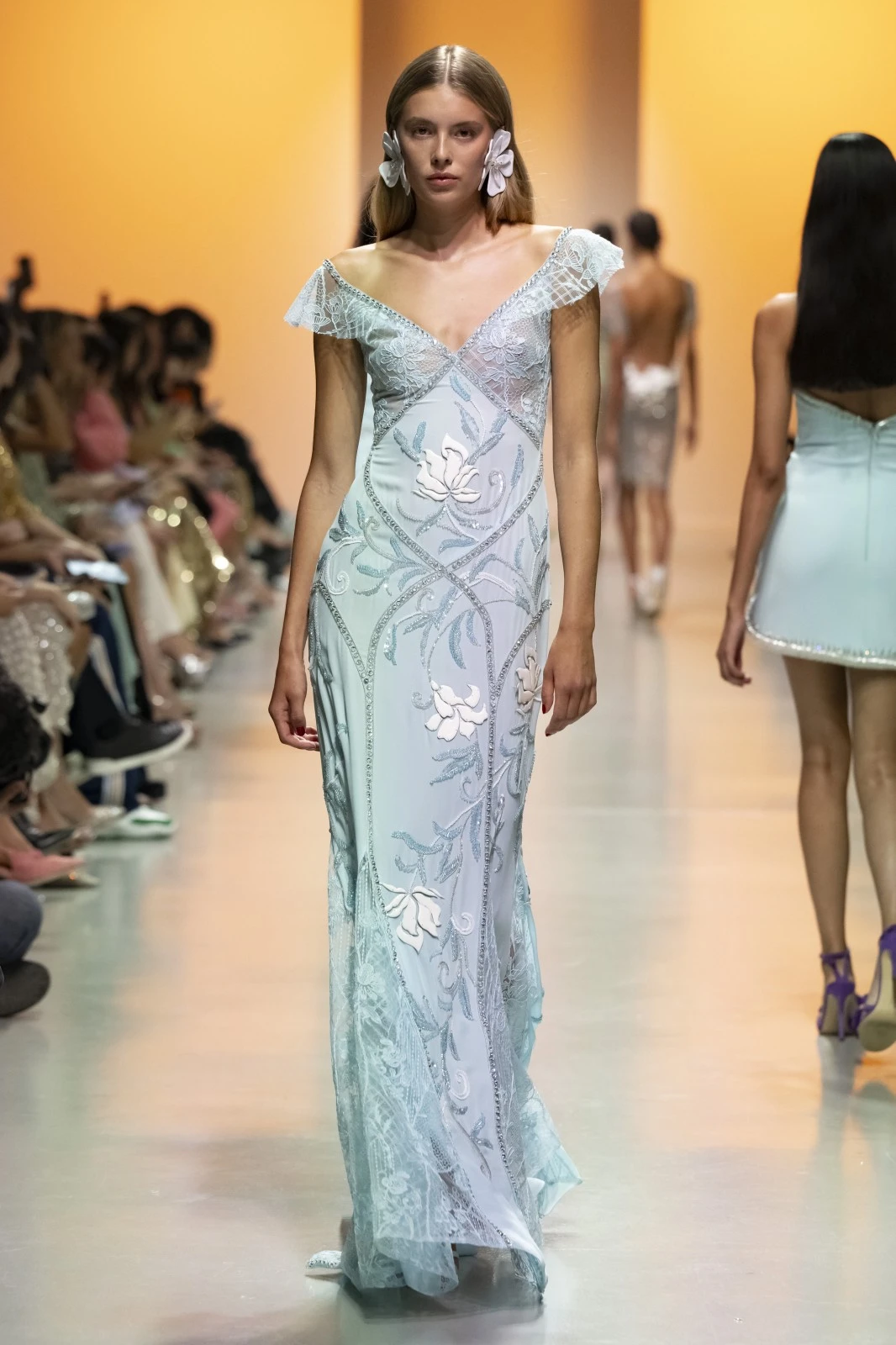 مجموعة Georges Hobeika لربيع وصيف 2025: إنعكاسٌ لجوهر الحياة