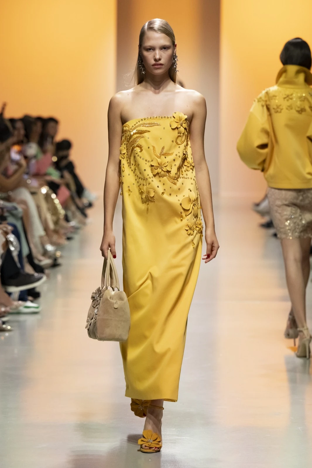 مجموعة Georges Hobeika لربيع وصيف 2025: إنعكاسٌ لجوهر الحياة