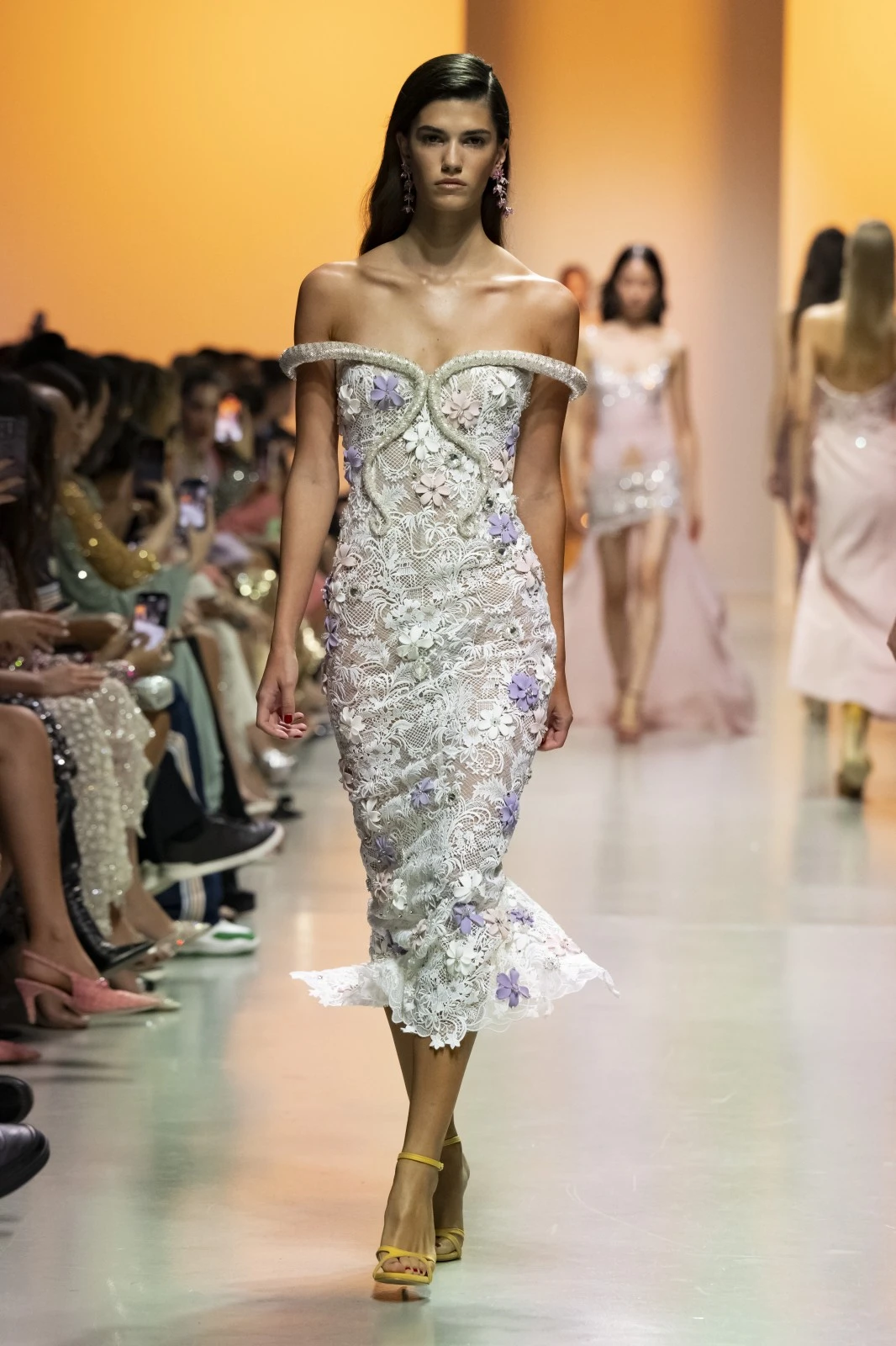 مجموعة Georges Hobeika لربيع وصيف 2025: إنعكاسٌ لجوهر الحياة