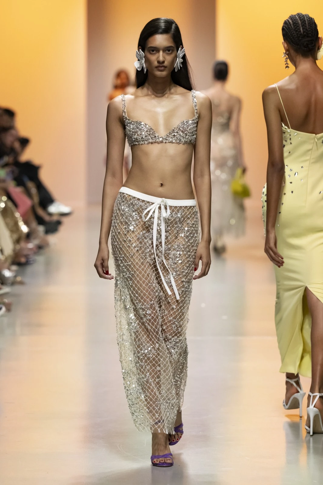 مجموعة Georges Hobeika لربيع وصيف 2025: إنعكاسٌ لجوهر الحياة