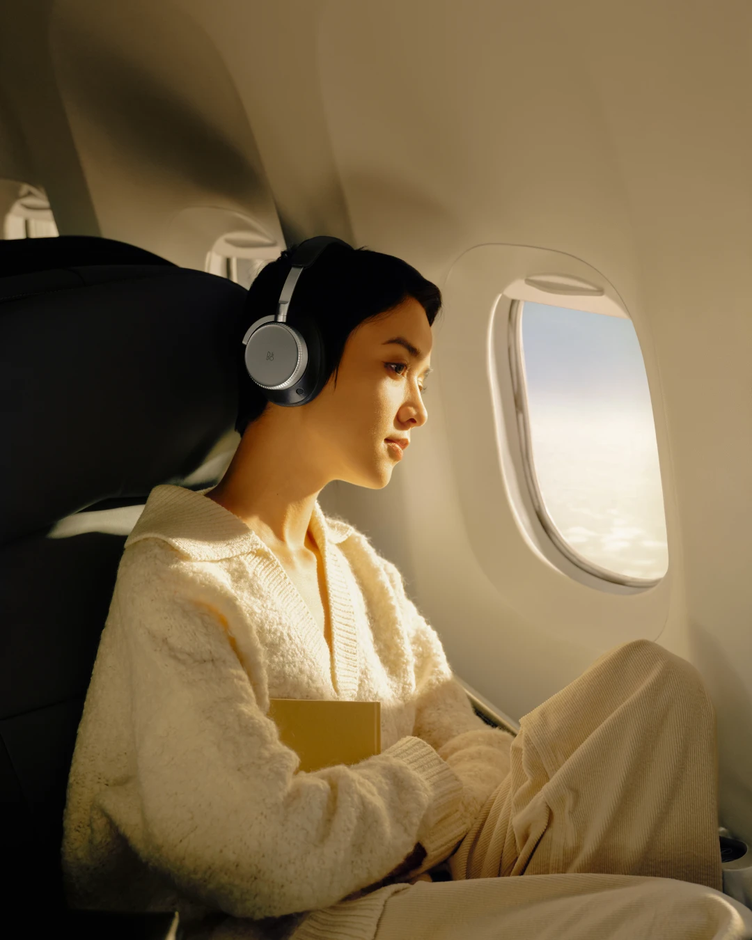 سماعات Beoplay H100 الجديدة