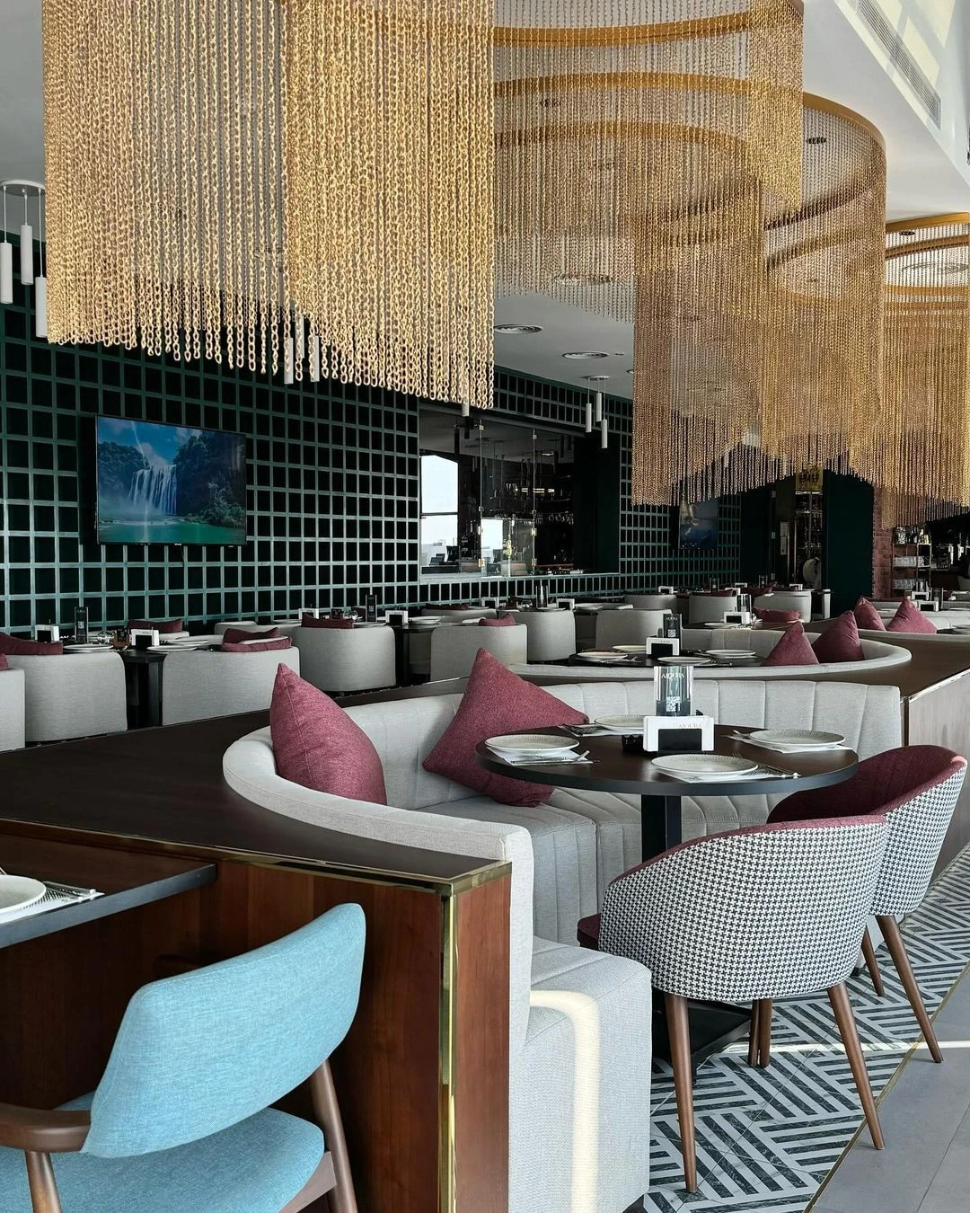 لاونج Aloura Lounge في جدة