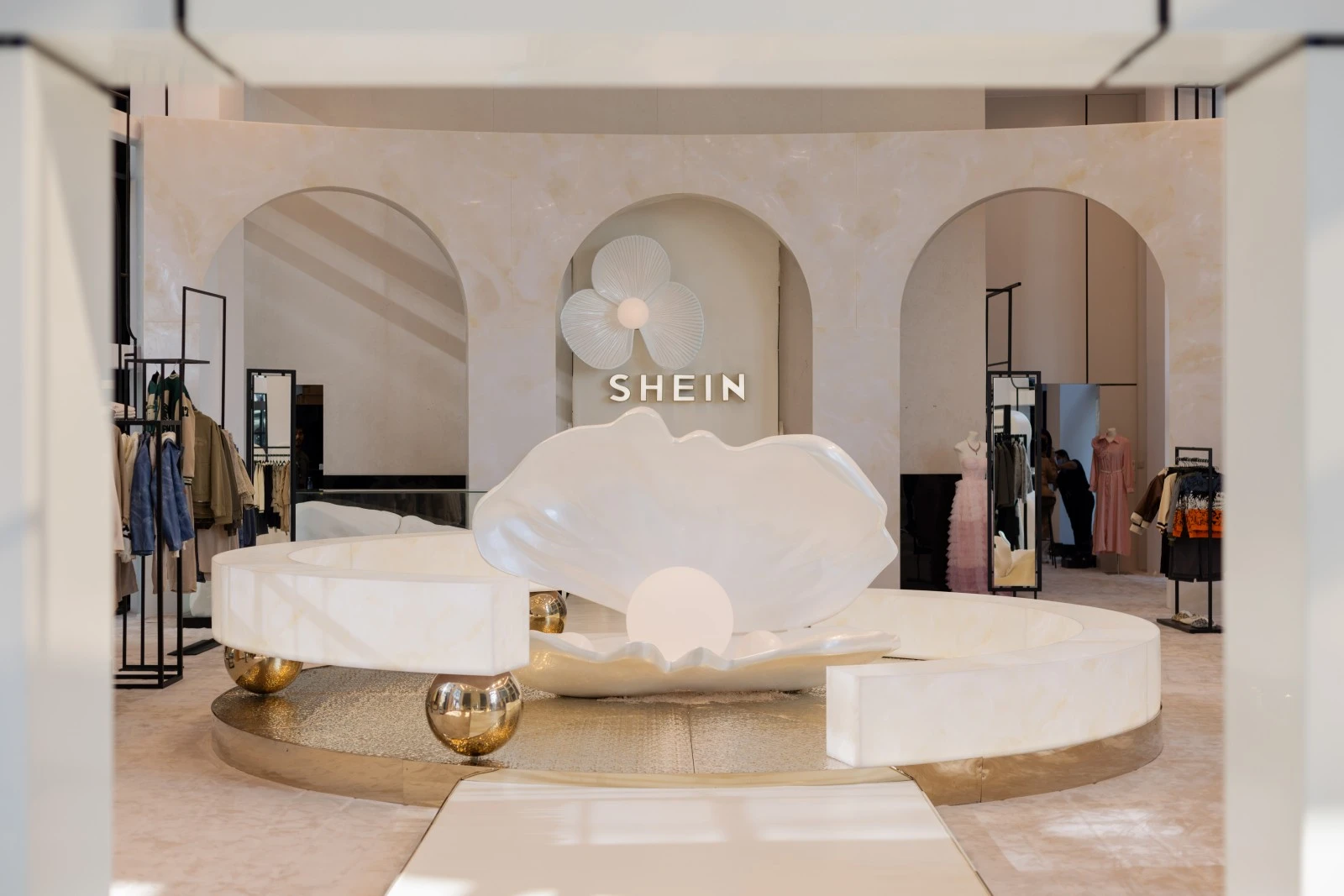 Shein تفتتح معرض أزياء في بوليفارد سيتي لمحبّيها في الرياض