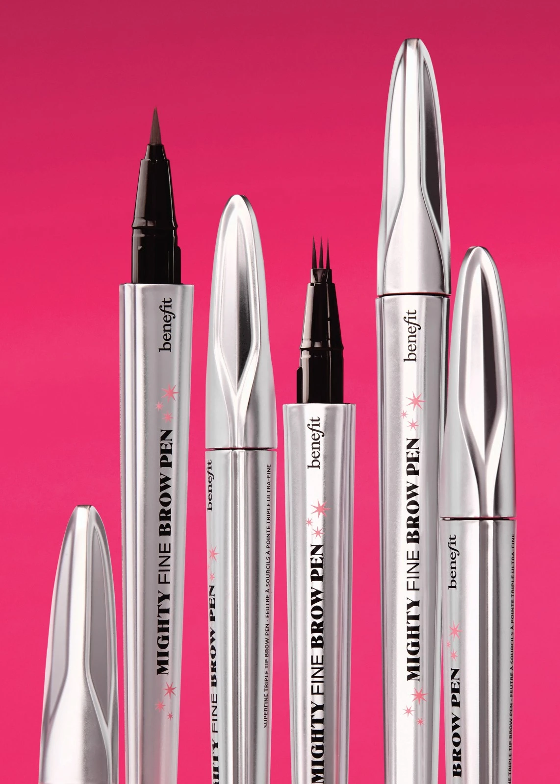 قلم الحواجب Mighty Fine Brow Pen من Benefit... دقّة لا مثيل لها!