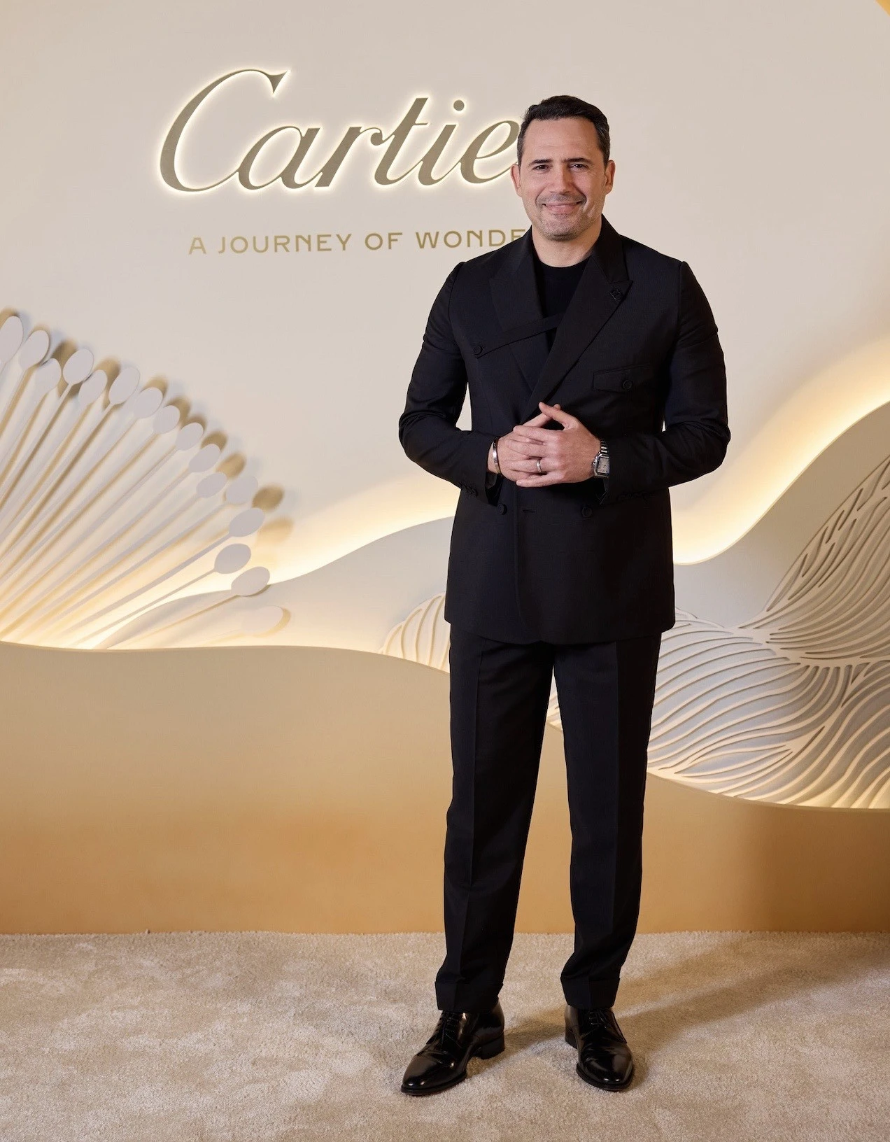 دار Cartier تفتتح متحف "Journey Of Wonders" في دبي: جولة إلى عالم العجائب