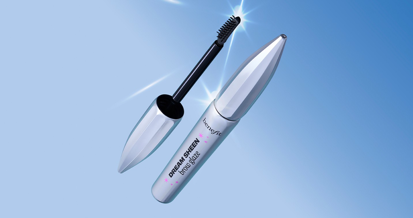 مود جديد للحواجب مع Benefit Cosmetics!