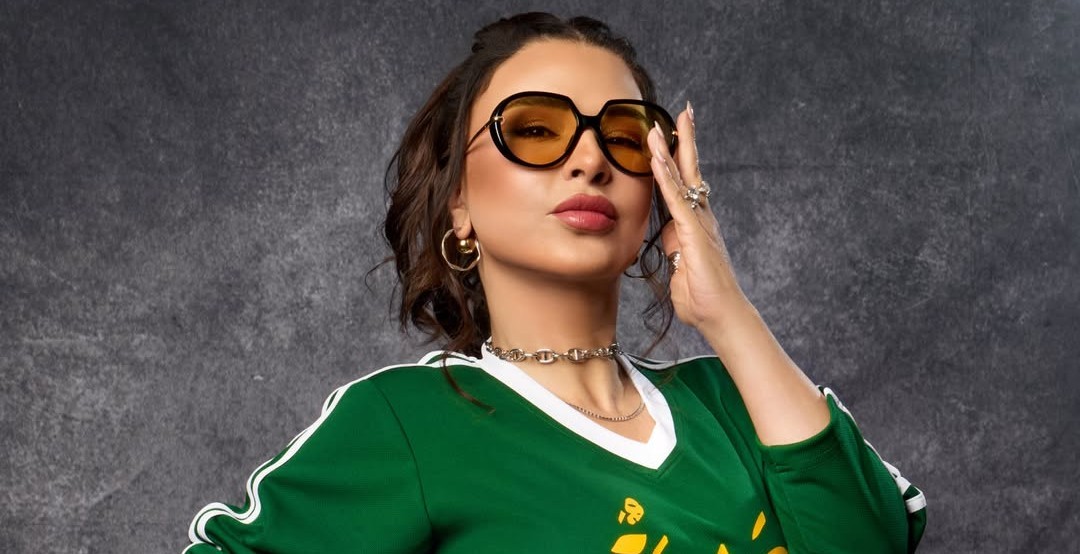 ماغي بو غصن تعلن دعمها للمنتخبات العربيّة في بطولة كأس العالم بلوك لافت