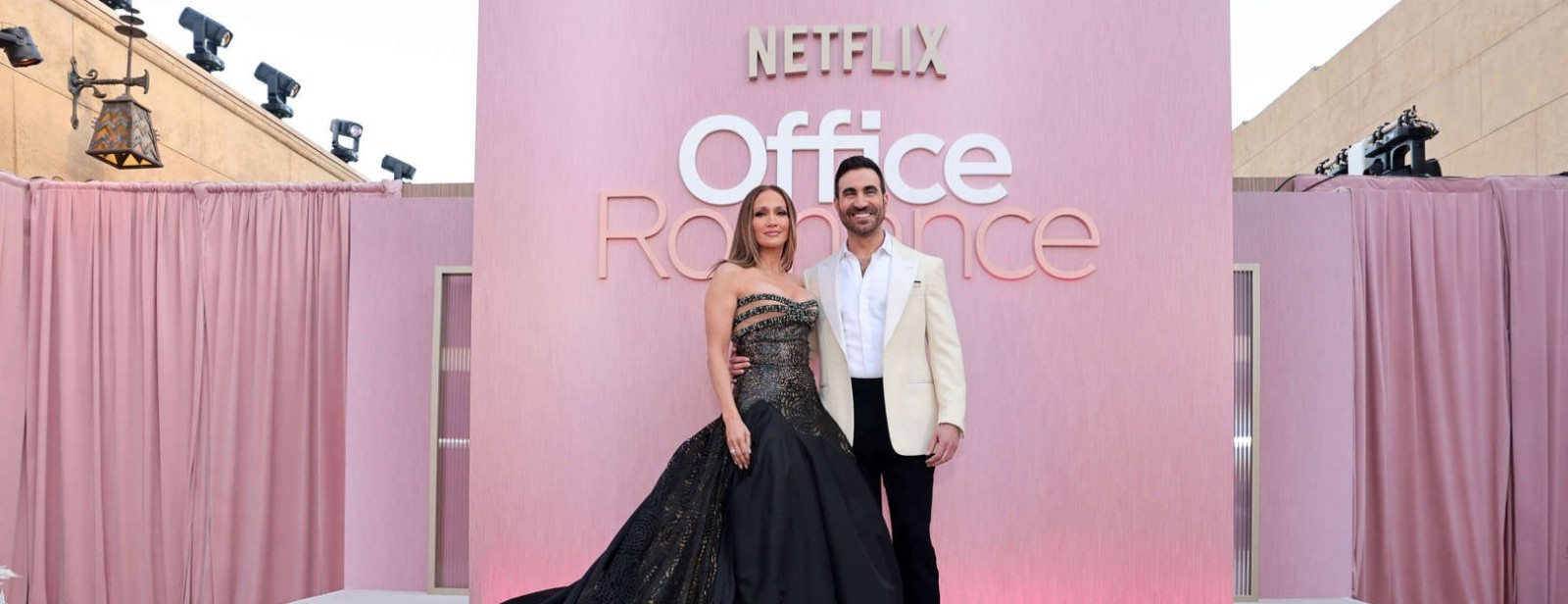 فيلم Office Romance: عندما يلتقي الحبّ بالطموح