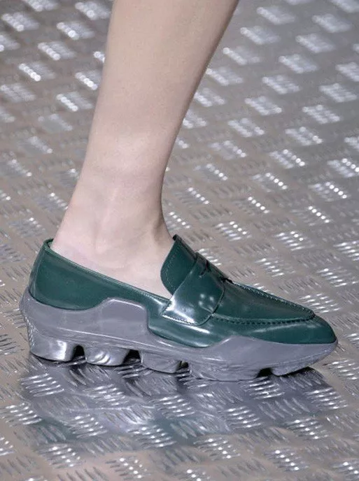 أشكال الأحذية الرائجة في خريف 2015