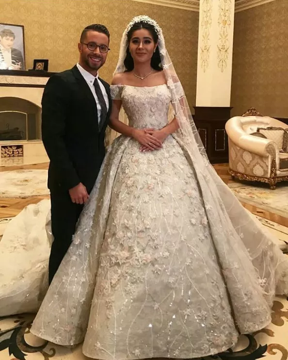 المصمّم Rami Kadi ينقل فستان عروس إلى مستوى آخر: تصميم تحلم به كل شابة في يومها الكبير!