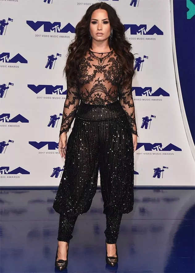 إطلالات النجمات في حفل MTV Video Music Awards 2017