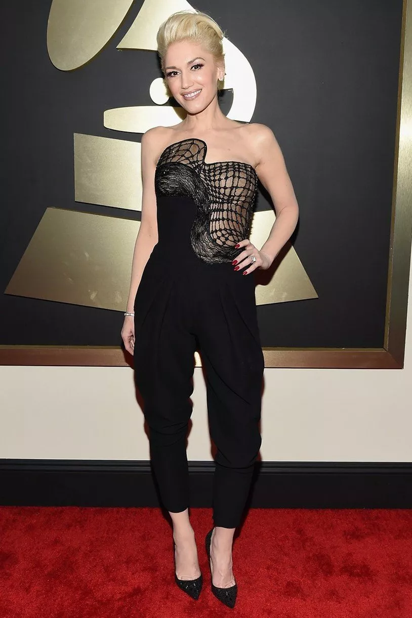 إطلالات النجمات في حفل Grammy Awards 2015