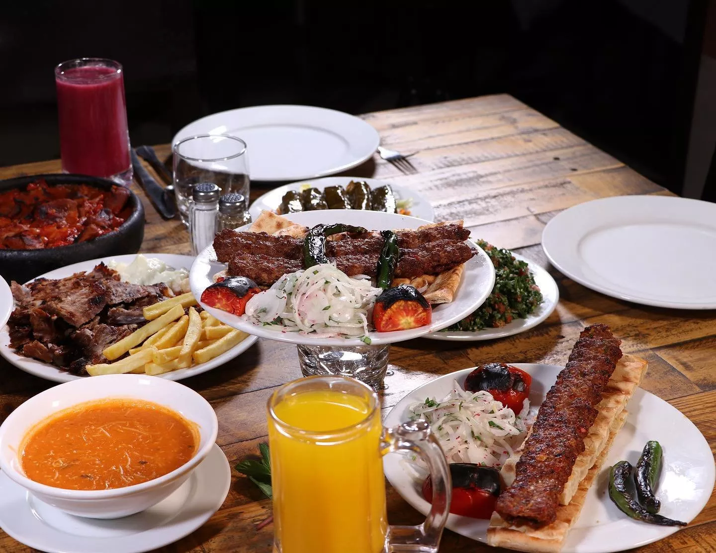 أفضل 7 مطاعم تركية في الرياض... لا تفوّتي زيارتها للتمتع بألذ المأكولات