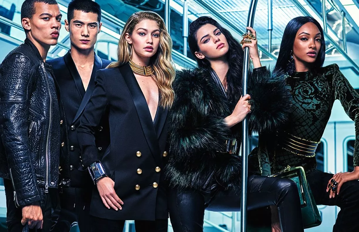 أشهر عارضات الأزياء تجتمع في حملة Balmain x H&M الإعلانيّة