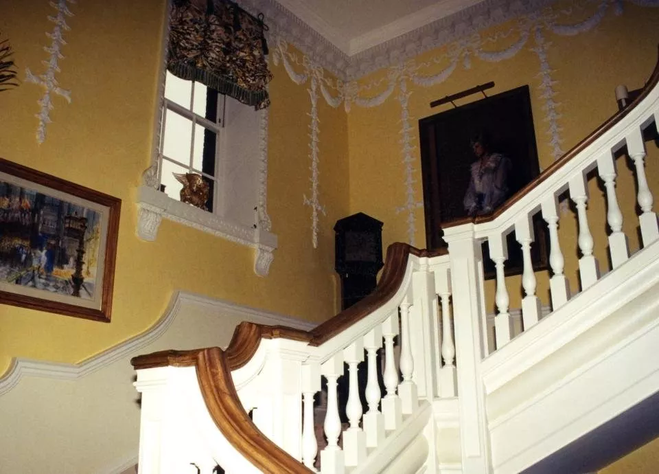 صور نادرة لم ترينها من قبل لمنزل الأميرة ديانا داخل قصر كنسينغتون