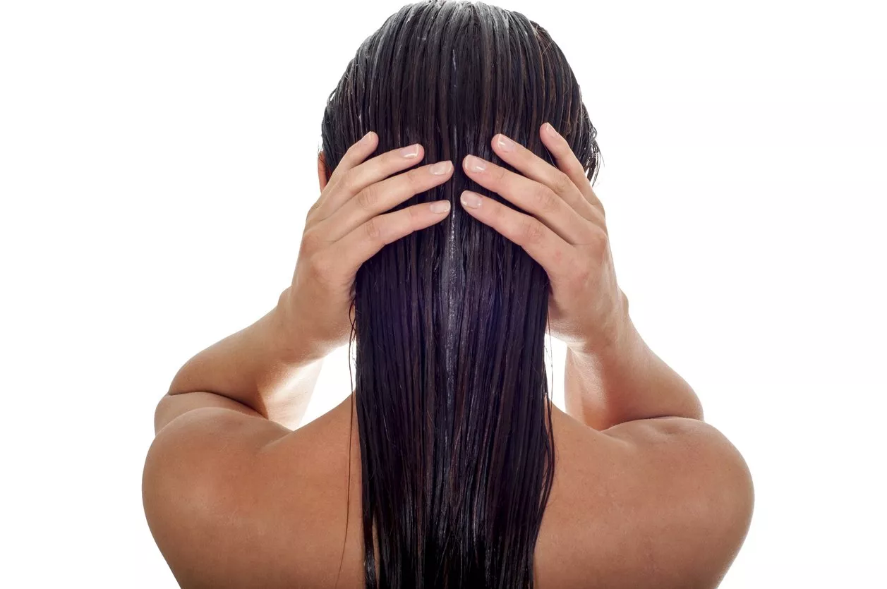 طرق استخدام بذور الكتان للحصول على شعر ناعم وصحي