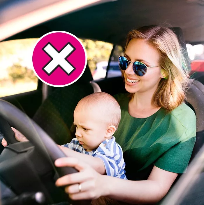 شروط سلامة الأولاد داخل السيارة أثناء القيادة