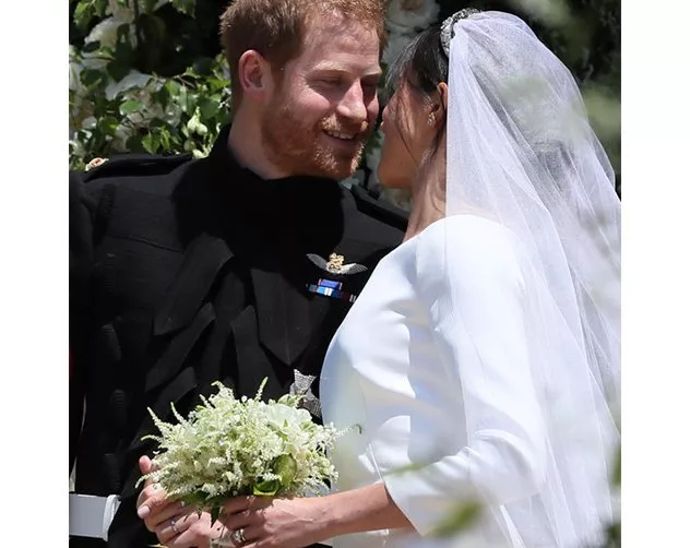 كيف كرّم الأمير هاري وميغان ماركل الأميرة ديانا خلال حفل زفافهما؟ تفاصيل مؤثّرة جداً!