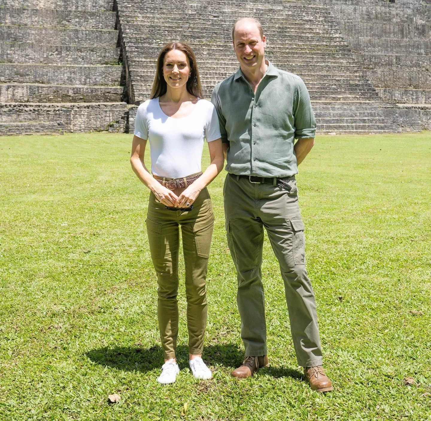 كيت ميدلتون والأمير ويليام خلال جولة بليز في أميركا الوسطى: لوكات متنوعة وعصرية لدوقة كامبردج