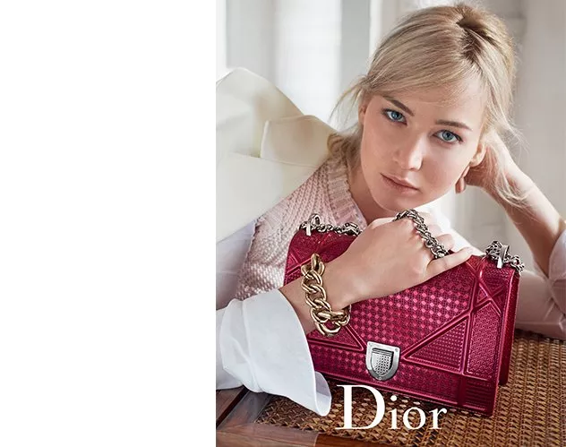 Jennifer Lawrence بطلة حملة حقائب Dior لربيع 2016