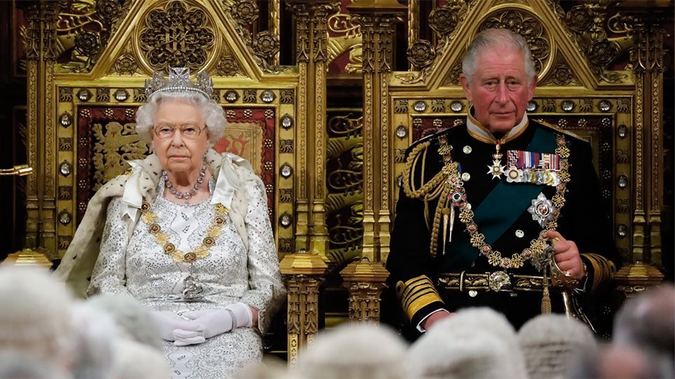 الملك تشارلز الثالث ملك بريطانيا بعد وفاة الملكة اليزابيث الثانية