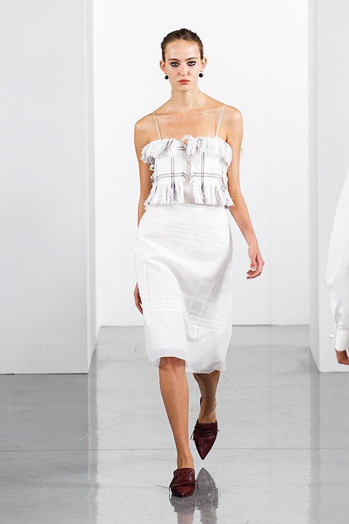 عرض أزياء Ports 1961 لربيع 2018، خلال أسبوع الموضة في ميلانو