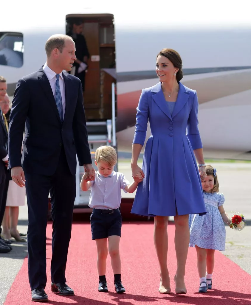 العائلة الملكيّة البريطانيّة تسرق الأنظار في بولندا وألمانيا