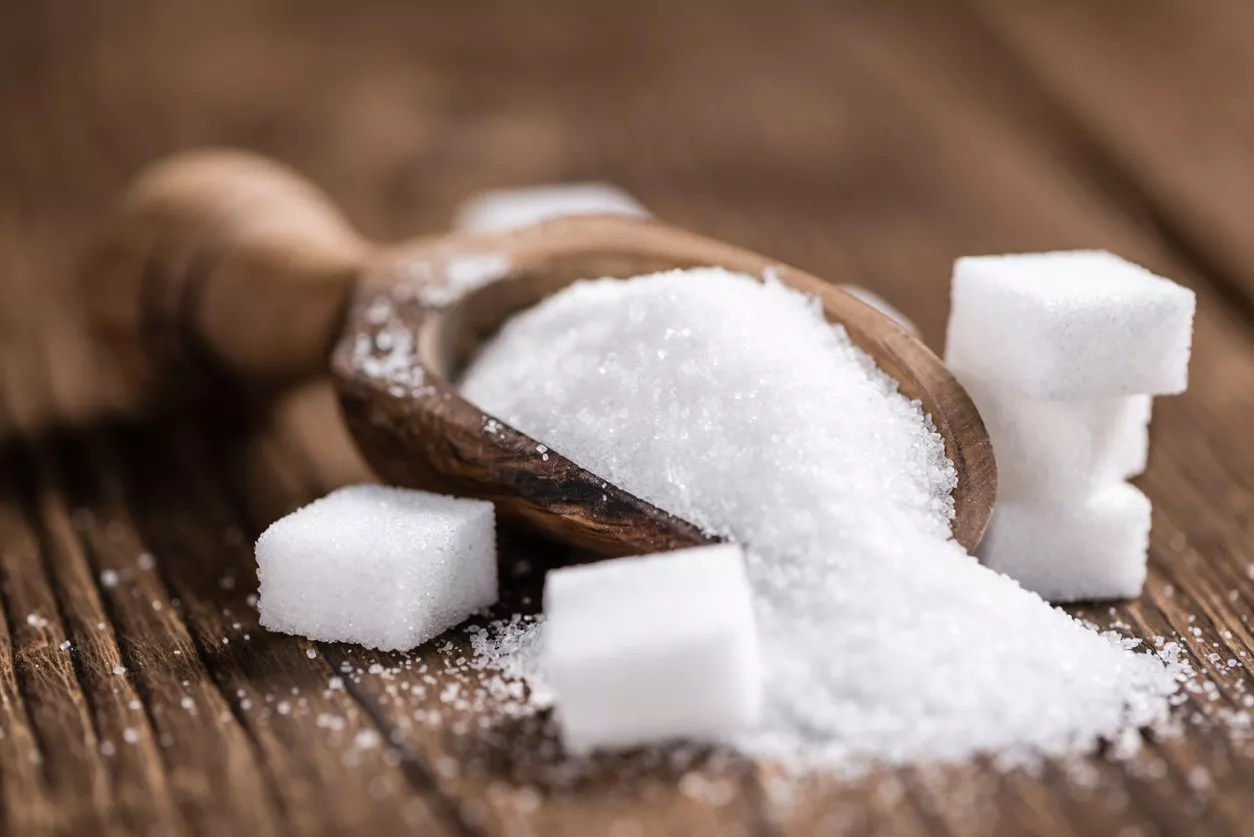 ما هي اضرار السكر الصحية والجمالية؟