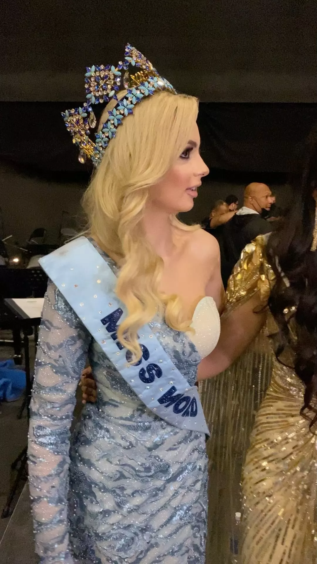 البولاندية كارلوينا بيلاوسكا تتوَّج ملكة جمال العالم لعام 2021