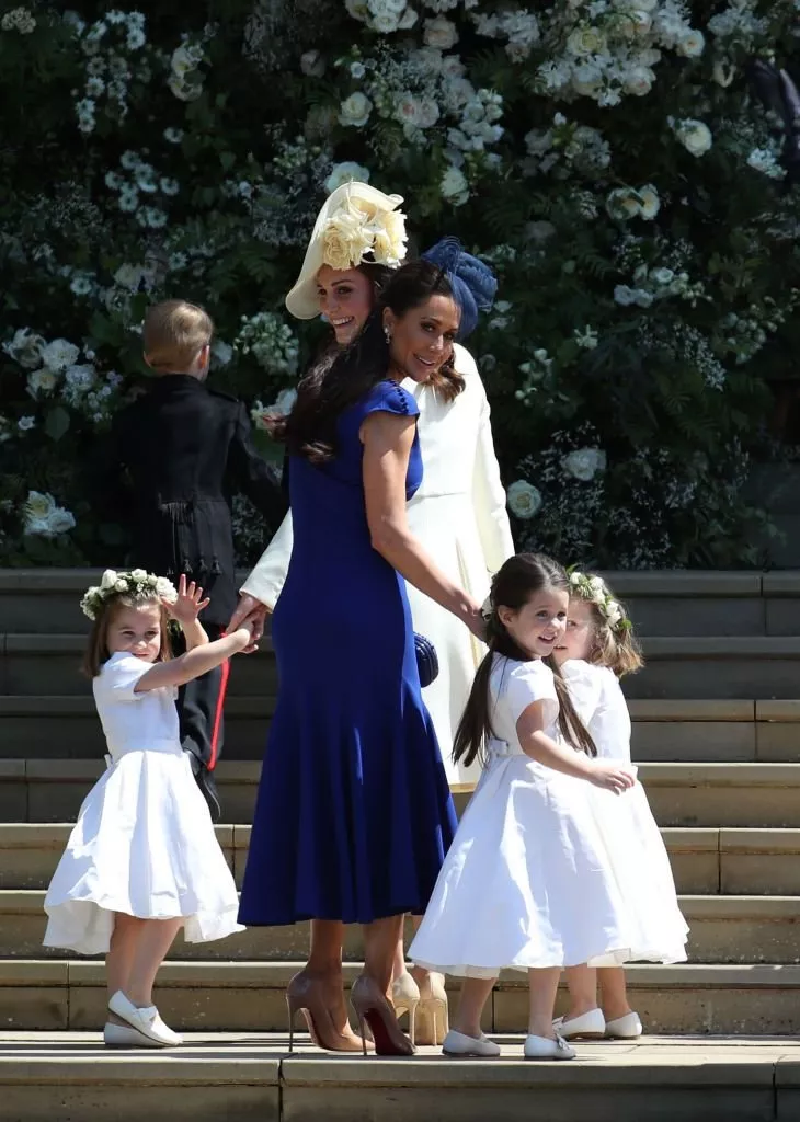 صور الأمير George والأميرة Charlotte خلال حفل زفاف ميغان ماركل والأمير هاري