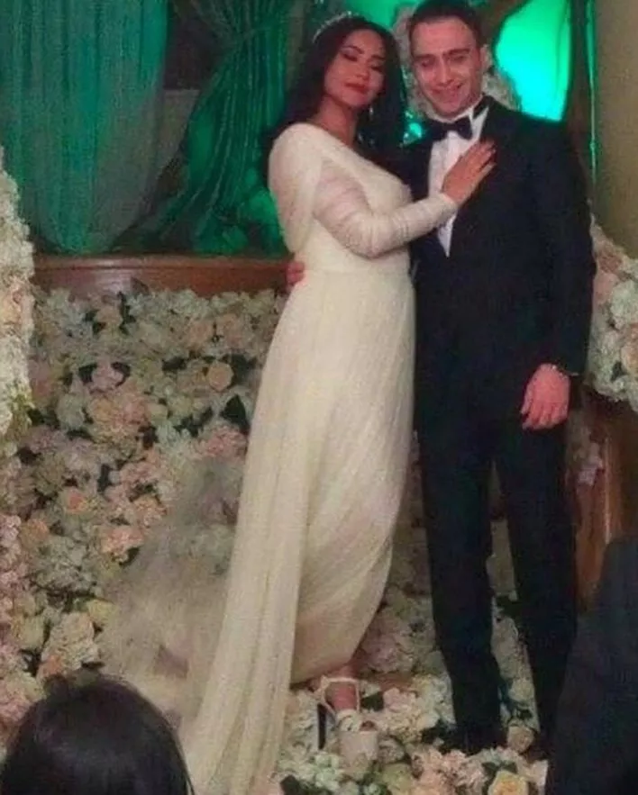 صور حفل زفاف شيرين عبد الوهاب وحسام حبيب: إطلالتان للعروس في غاية البساطة