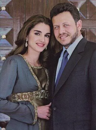 علاقة الملكة رانيا والملك عبدالله الثاني... أجمل الصور عبر السنين