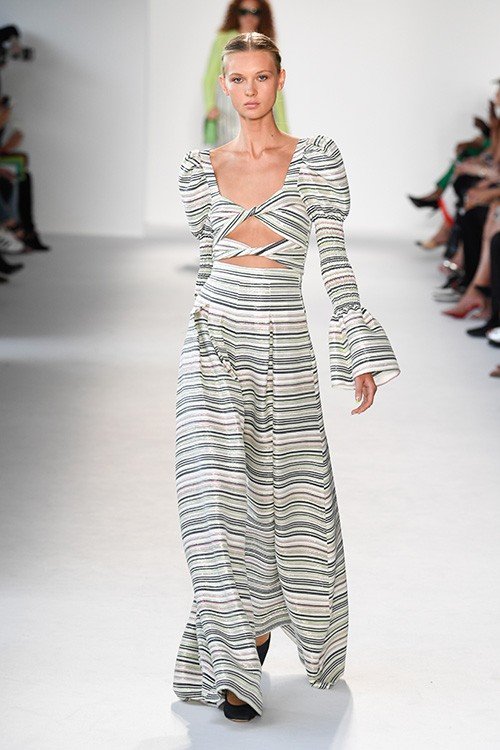 عرض أزياء Christian Siriano لربيع 2018، خلال أسبوع الموضة في نيويورك