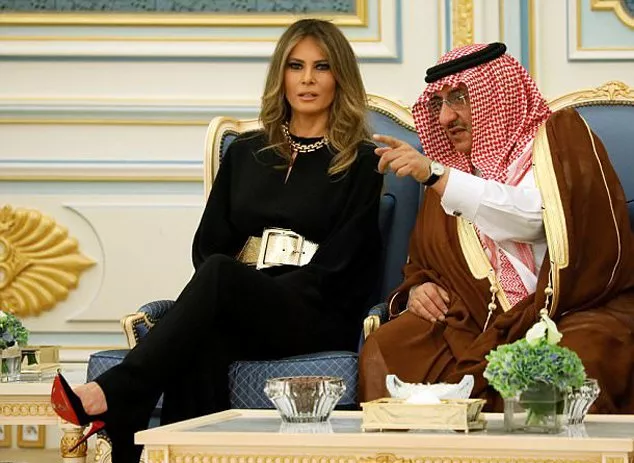 إطلالات Melania وIvanka Trump في السعوديّة تثير الجدل ولكن...