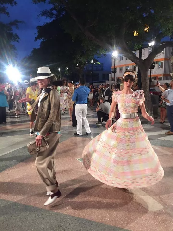 دار Chanel تقدّم عرضاً تاريخياً أشبه بالأحلام في كوبا