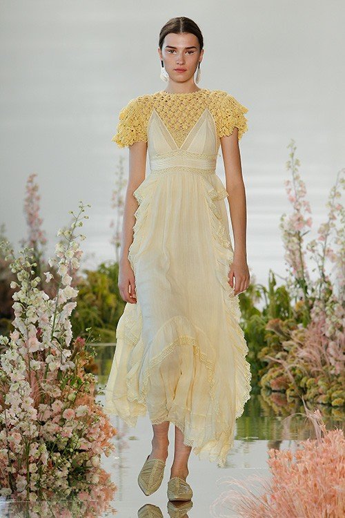 عرض أزياء Ulla Johnson لربيع 2018، خلال أسبوع الموضة في نيويورك