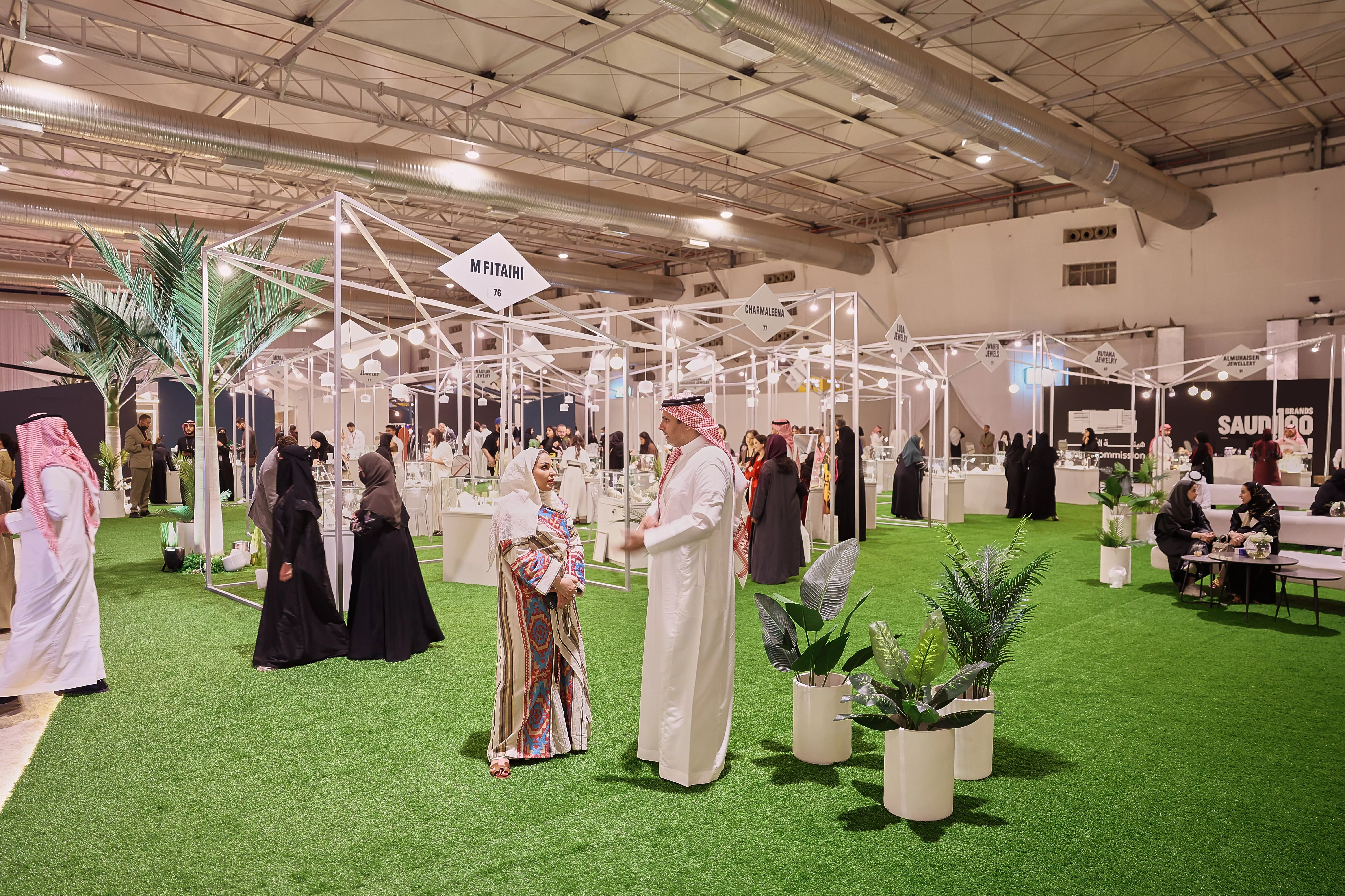هيئة الأزياء السعودية تطلق بوب أب رمضاني لدعم المصممين في برنامج 100 براند سعودي