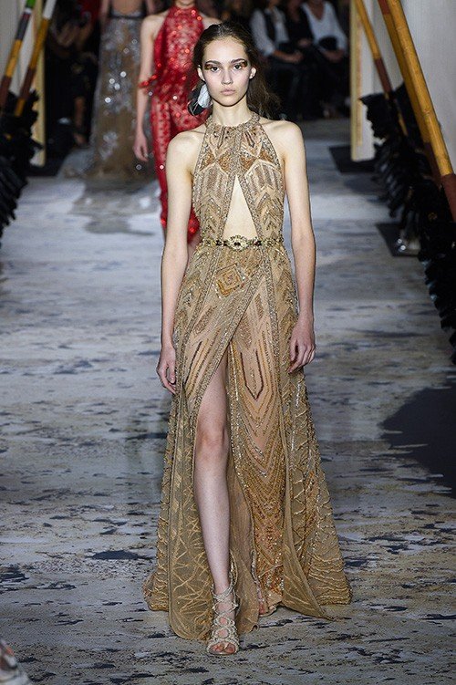 عرض أزياء Zuhair Murad لربيع 2018
