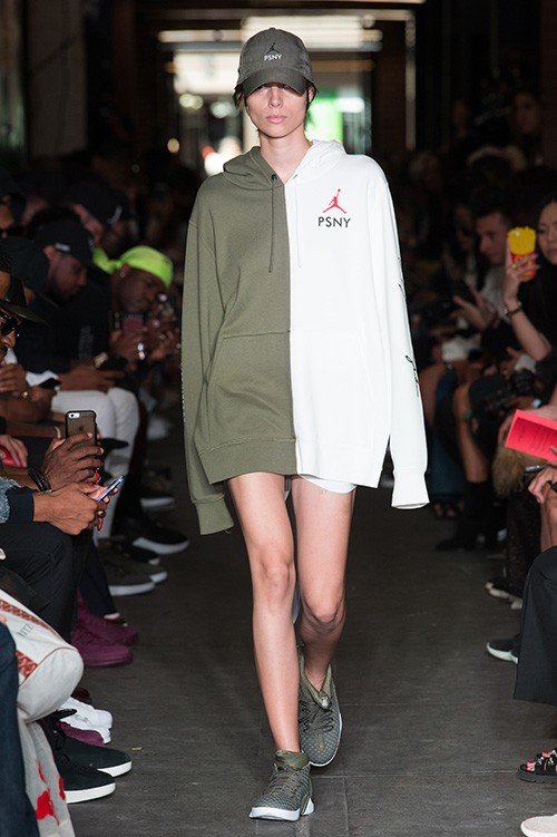 عرض أزياء Public School لربيع 2018، خلال أسبوع الموضة في نيويورك