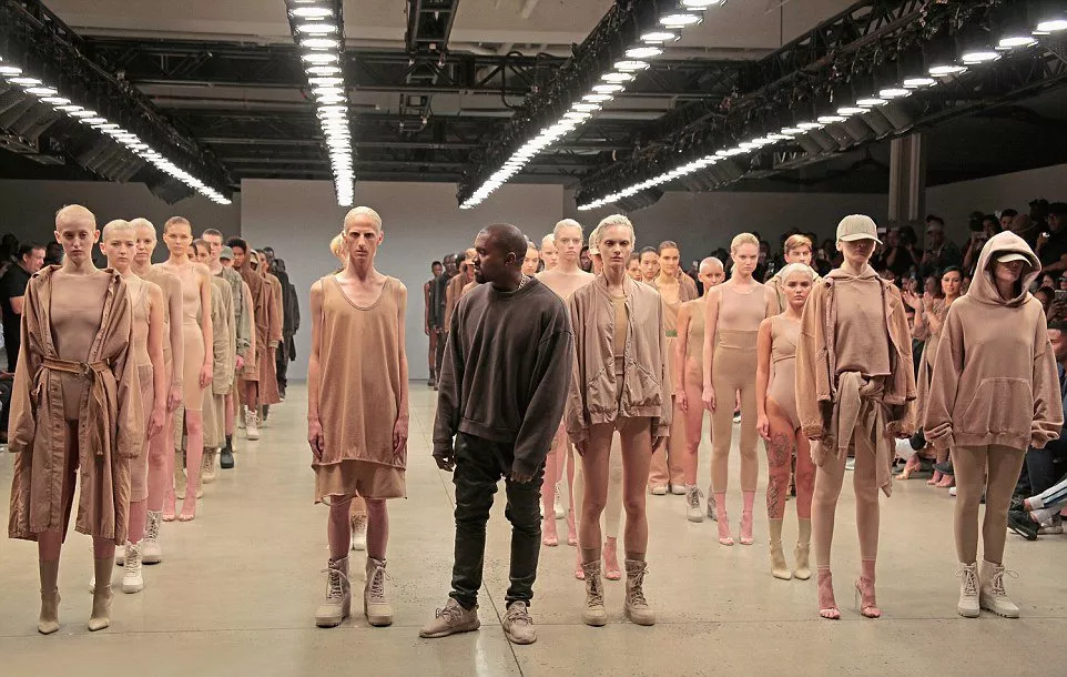 مجموعة Kanye West لربيع 2016 مخيّبة للآمال