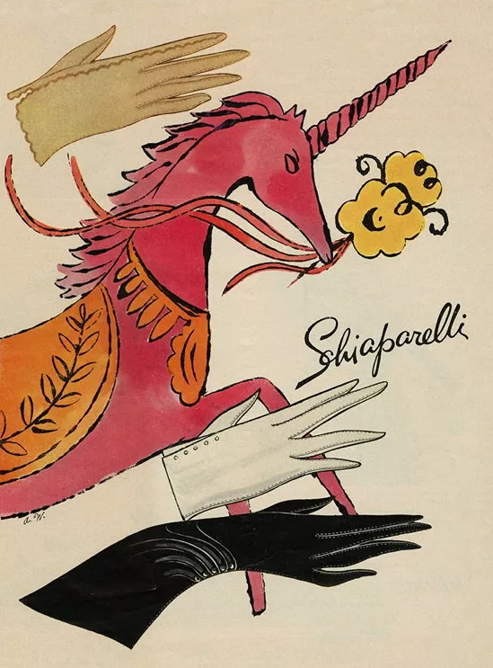 معرض Schiaparelli الرقميّ: يدمج الموضة بالفن ويؤكّد إبداع هذه الدار