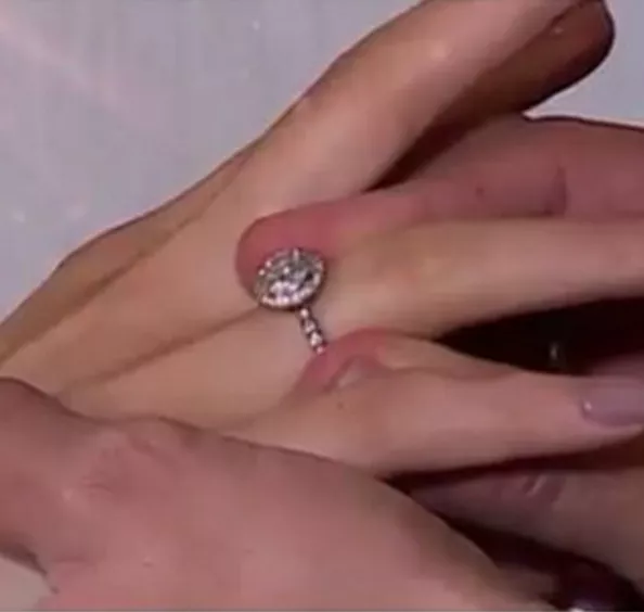 صور وفيديو خطوبة مريم سعيد من كريم الظريف، وهذا هو خاتمها