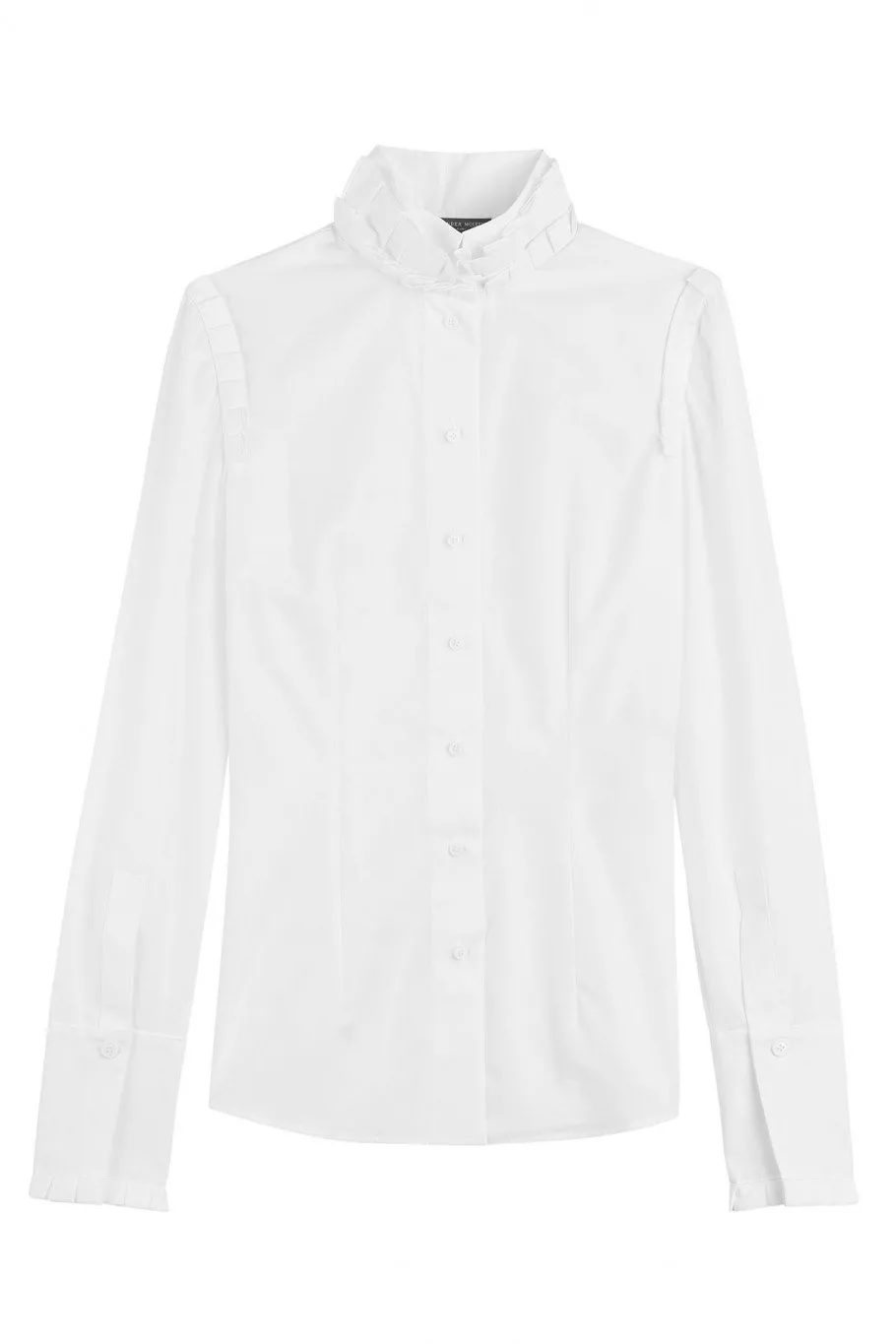 الطريقة الصحيحة لاختيار القميص الأبيض هذا الموسم