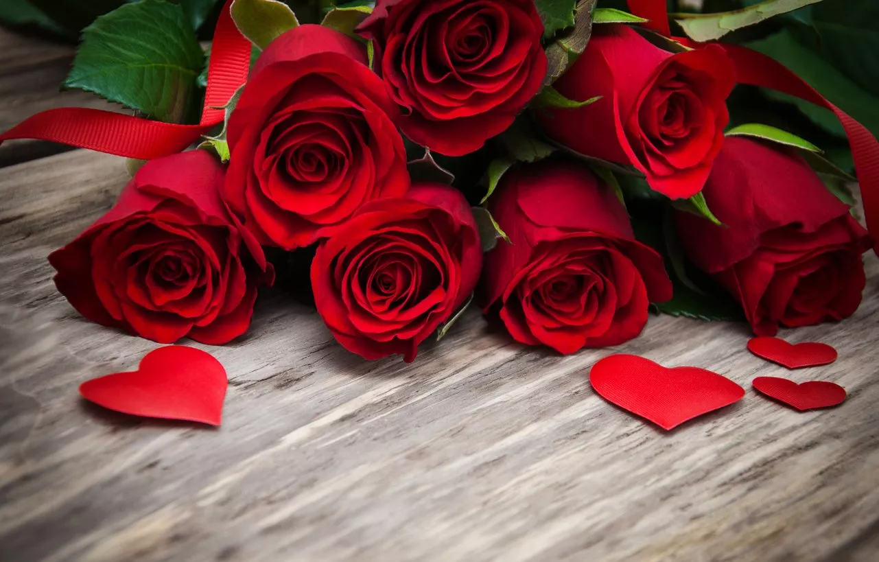 ما هو سر ارتباط عيد الحب باللون الأحمر؟
