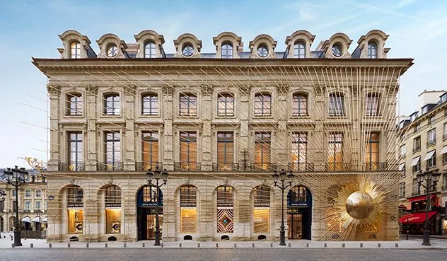 دار Louis Vuitton تفتتح بوتيكها في ساحة Vendôme