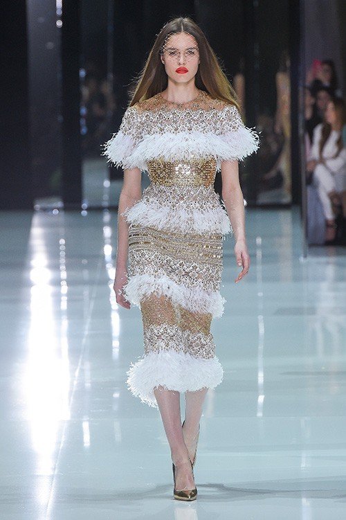 عرض أزياء Ralph & Russo لربيع 2018